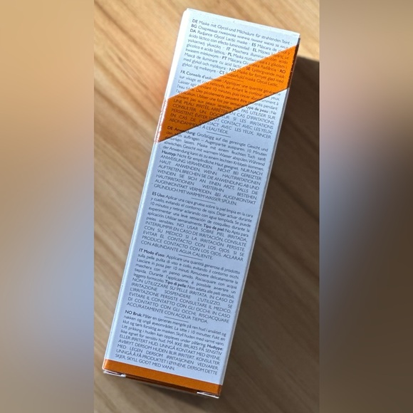 REN Clean Skincare Glycol Lactic Radiance Renewal Mask - Picture 3 of 3